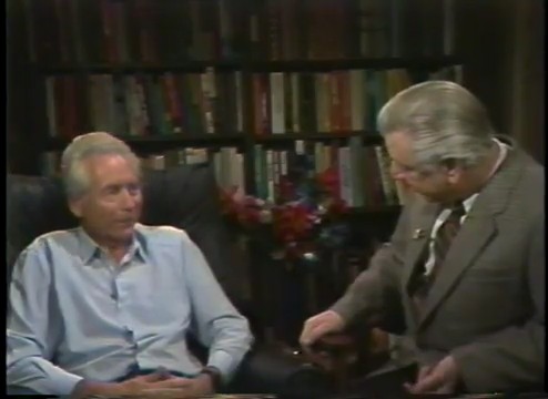 cap_Gil Boyne - Derek - Self-Hypnosis and Ear Buzz_00_00_34_02.jpg