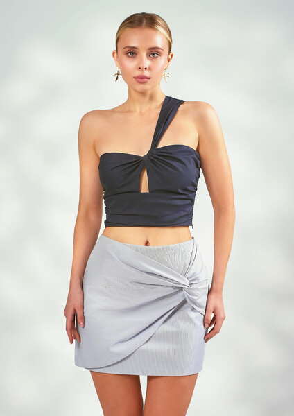 okgv24svbho0esw6ua1vqhdta8ovzvgs (1).jpg