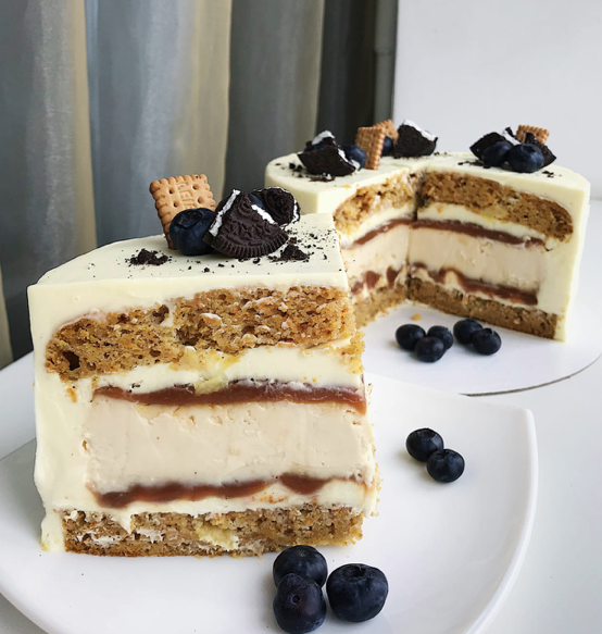 Снимок экрана 2022-05-09 в 19.38.08.png