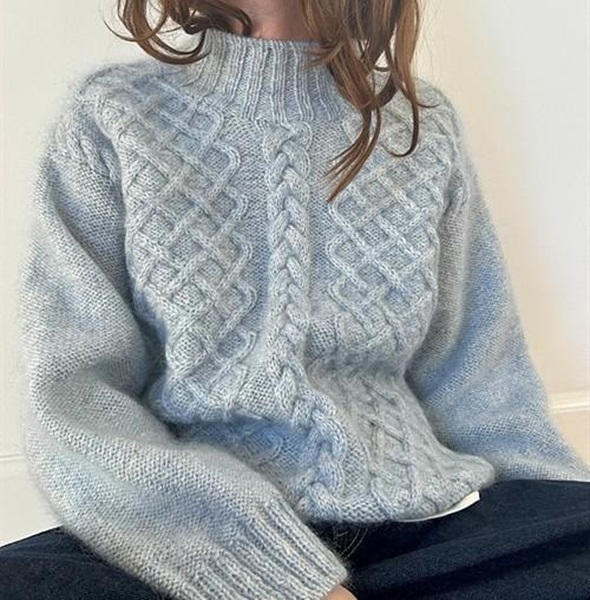 sweater1.jpg