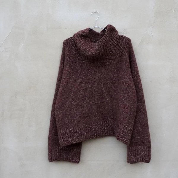 Umber_Cloud_Sweater_1.jpg