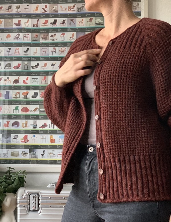 zhenskij_kardigan_vyazanyj.jpg